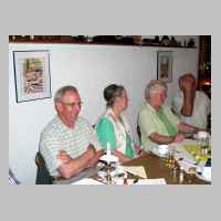 59-05-1179 8. Schirrauer Kirchspieltreffen 2005 - Links das Ehepaar Eggert, das zum ersten Mal an unserem Treffen teilnimmt.JPG